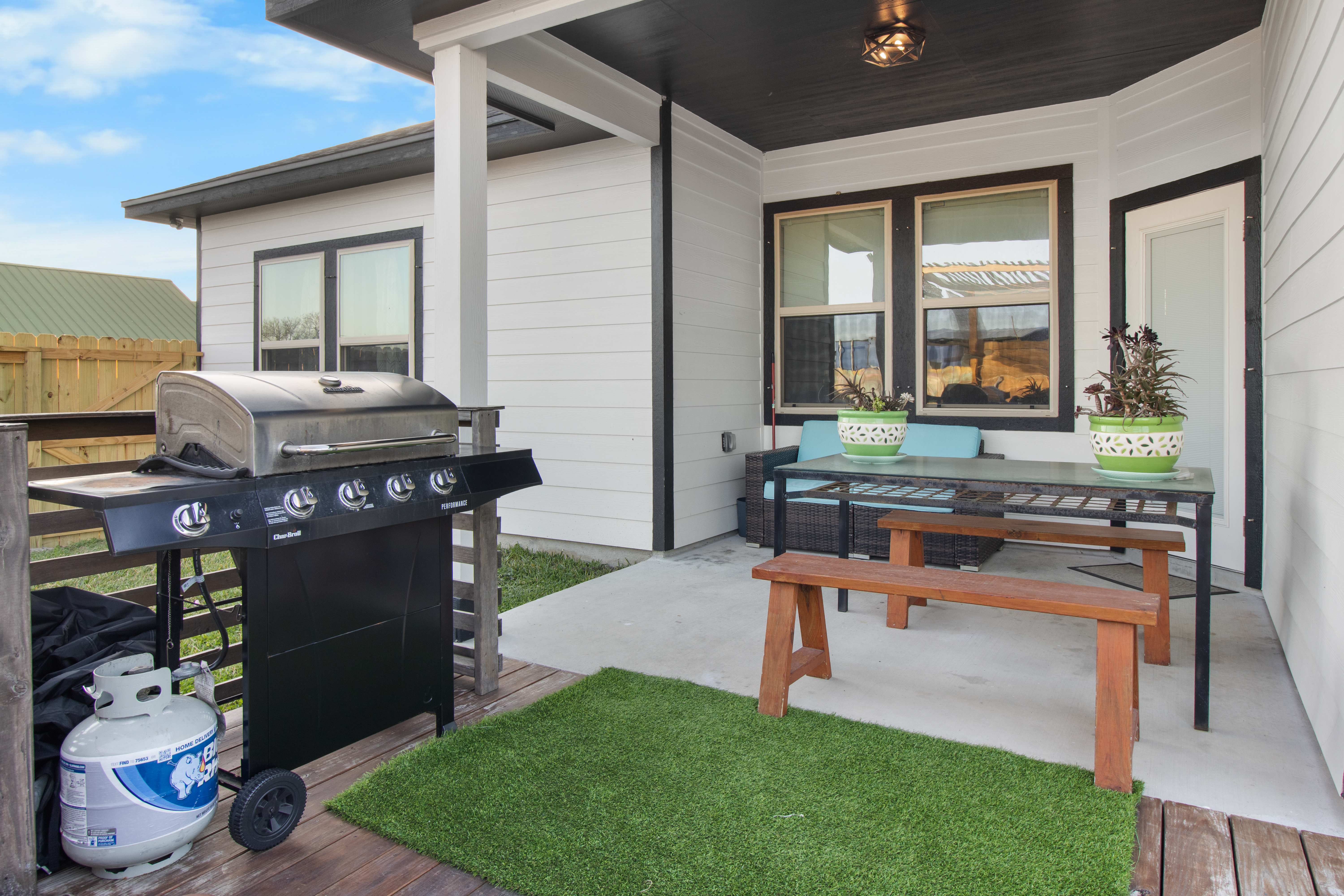 Backyard 01